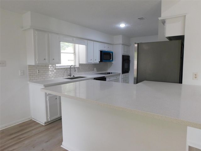 1814 Chart Dr Drive, Crosby, TX 77532