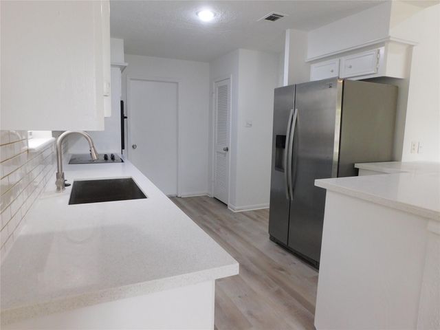 1814 Chart Dr Drive, Crosby, TX 77532