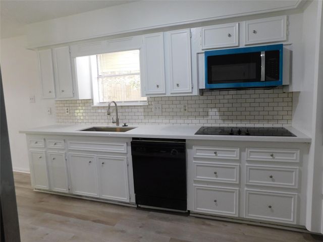 1814 Chart Dr Drive, Crosby, TX 77532