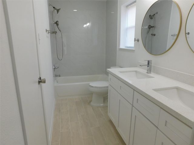1814 Chart Dr Drive, Crosby, TX 77532