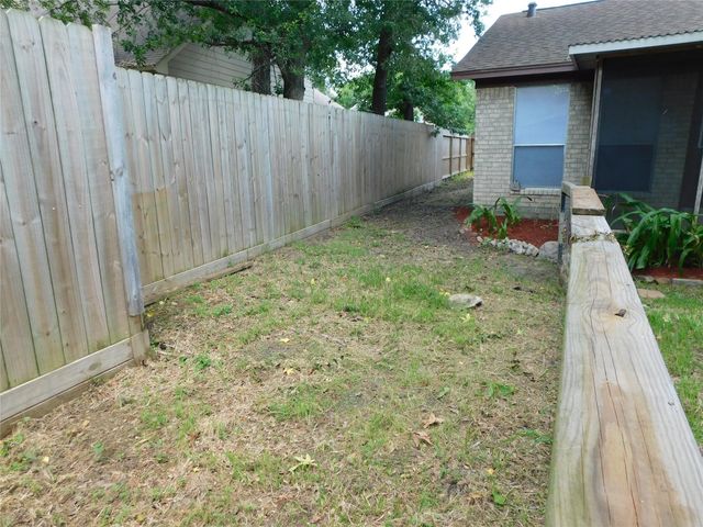 1814 Chart Dr Drive, Crosby, TX 77532