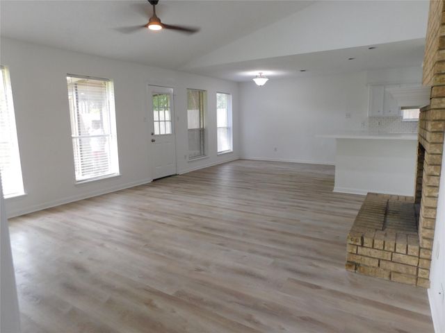 1814 Chart Dr Drive, Crosby, TX 77532