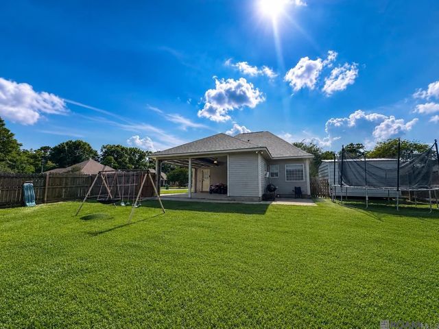 12508 Jeremy Ct, Walker, LA 70785