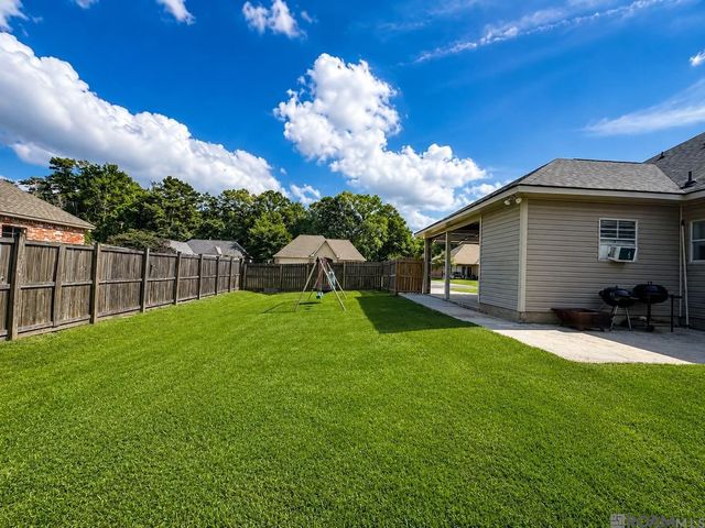 12508 Jeremy Ct, Walker, LA 70785