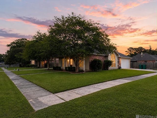 12508 Jeremy Ct, Walker, LA 70785