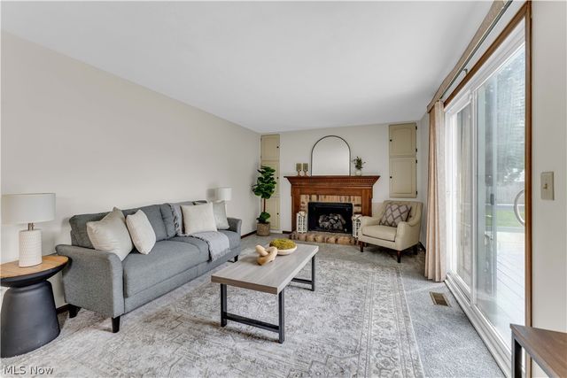 47 Southwick Drive, Bedford, OH 44146