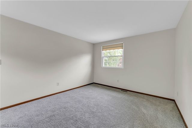 47 Southwick Drive, Bedford, OH 44146
