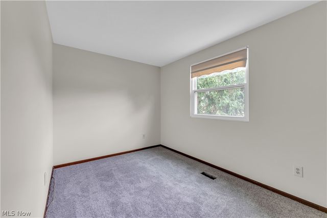 47 Southwick Drive, Bedford, OH 44146