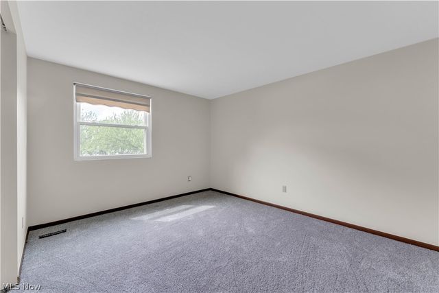 47 Southwick Drive, Bedford, OH 44146
