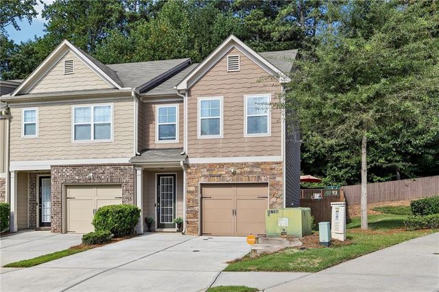 2213 Triple Crown Lane, Lithonia, GA 30058