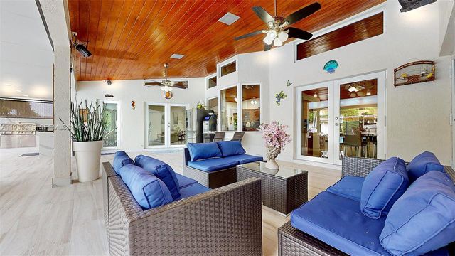 2340 SW 139th Ave, Miami, FL 33175