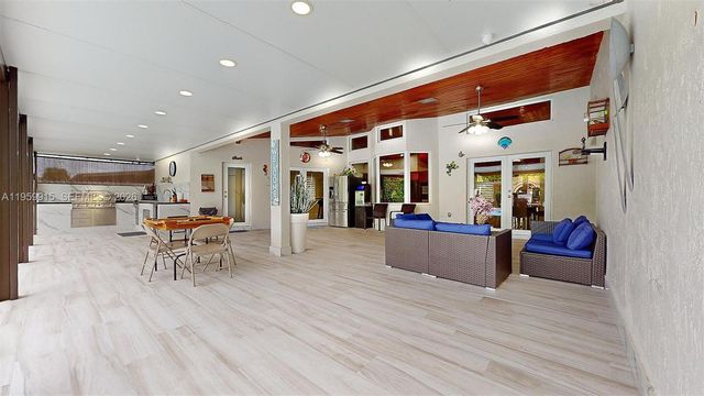 2340 SW 139th Ave, Miami, FL 33175