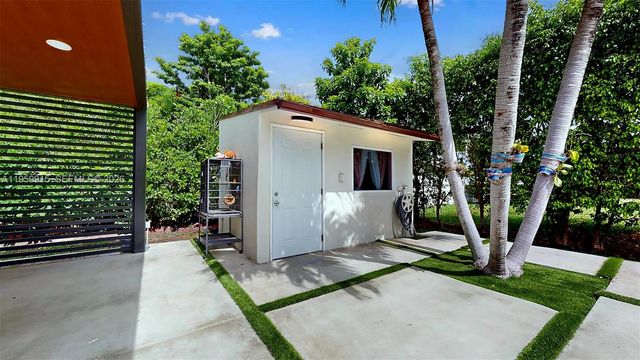 2340 SW 139th Ave, Miami, FL 33175