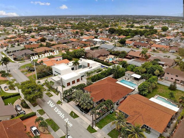 2340 SW 139th Ave, Miami, FL 33175