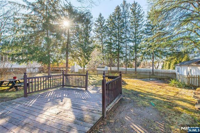 181 Ridge Avenue, Park Ridge, NJ 07656