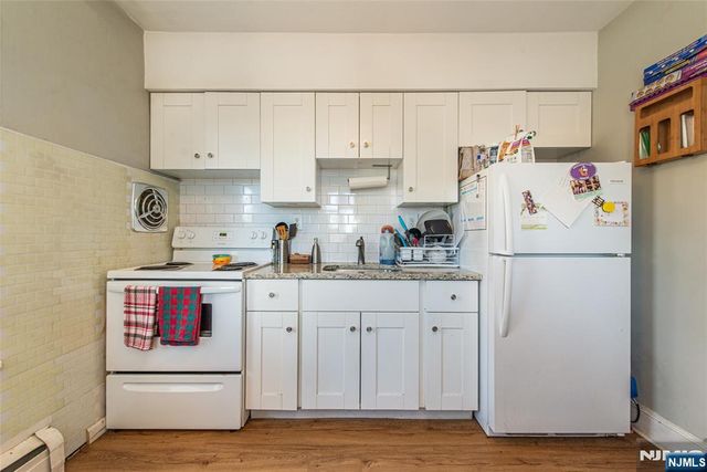 181 Ridge Avenue, Park Ridge, NJ 07656