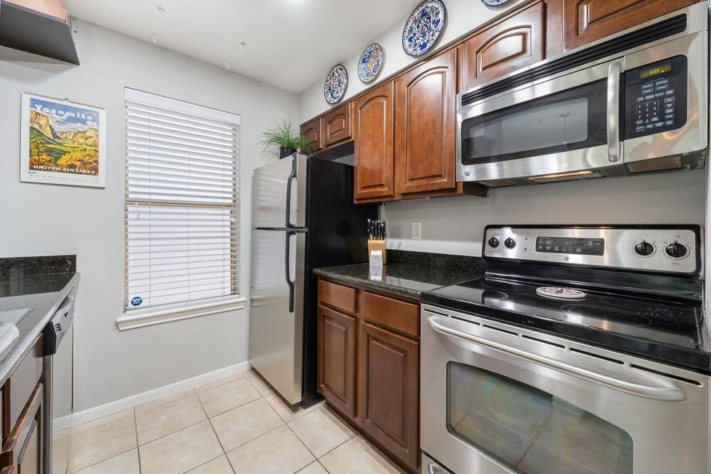 6000 Shepherd Mountain CV 613, Austin, TX 78730