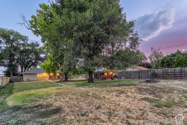 2282 FRUITLAND DR, North Ogden, UT 84414