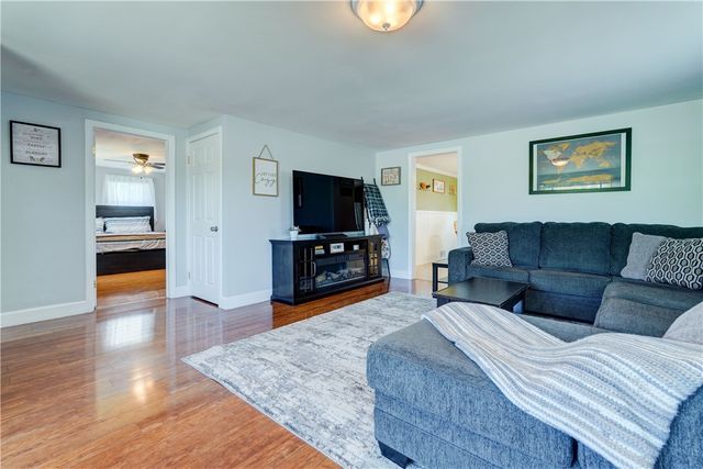 787 Westchester Avenue, Irondequoit, NY 14609