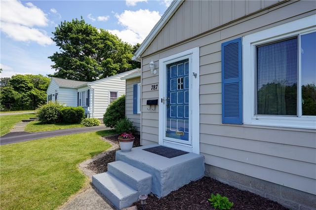 787 Westchester Avenue, Irondequoit, NY 14609
