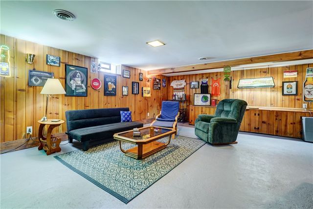 787 Westchester Avenue, Irondequoit, NY 14609