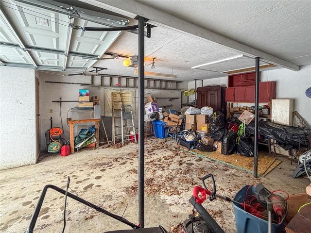 9926 Wigwam Trl, Shenango, PA 16424