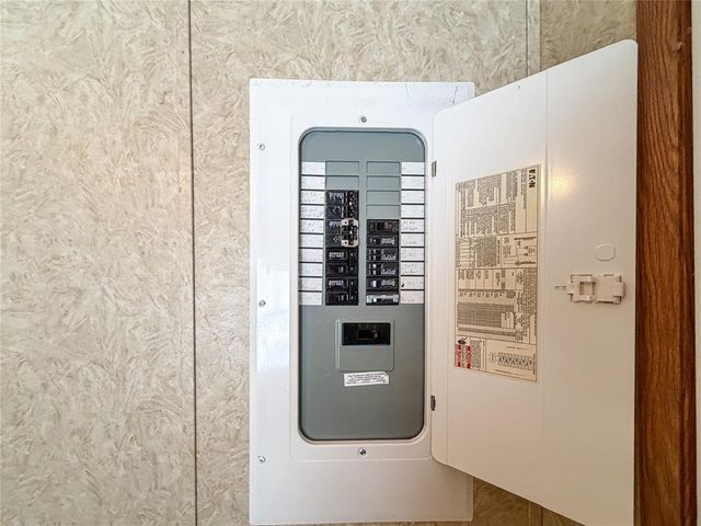 9926 Wigwam Trl, Shenango, PA 16424