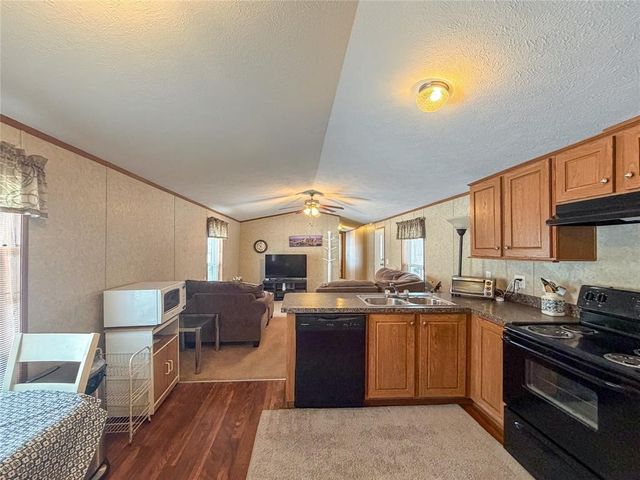 9926 Wigwam Trl, Shenango, PA 16424