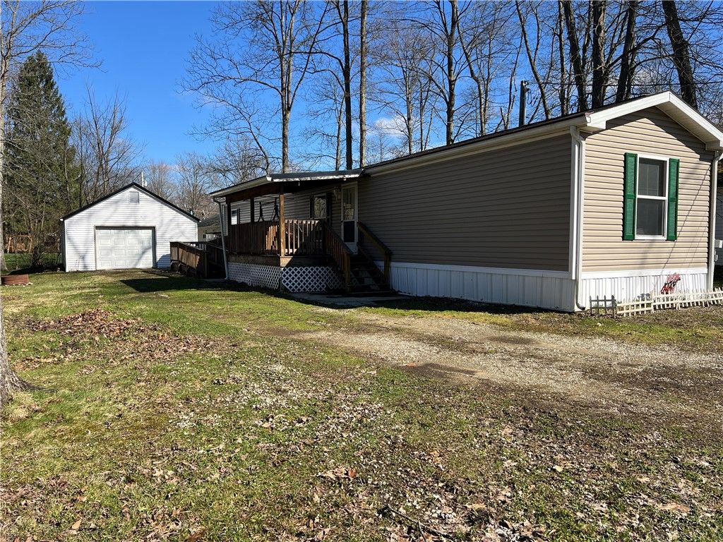 9926 Wigwam Trl, Shenango, PA 16424