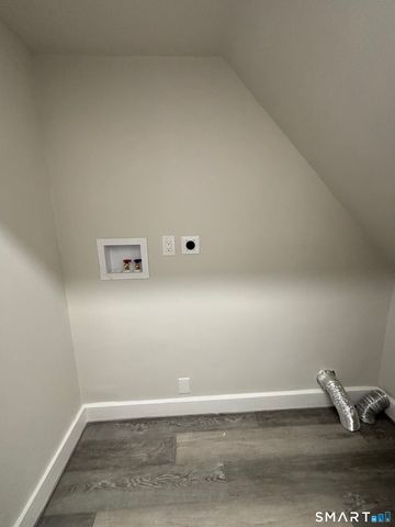 509 Ogden Street, Bridgeport, CT 06608