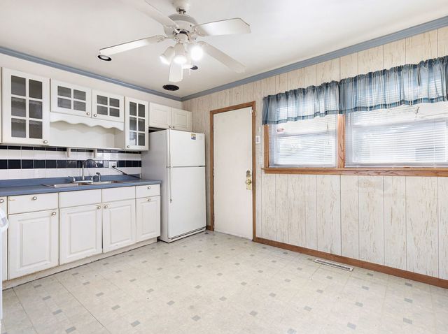 384 N Sunset Drive, Sun River Terrace, IL 60964