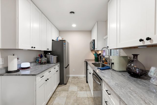 6001-1725 S Kings Hwy., Myrtle Beach, SC 29575