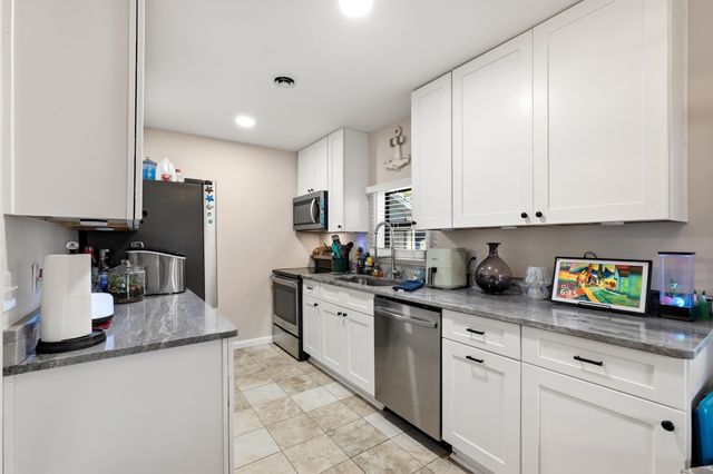 6001-1725 S Kings Hwy., Myrtle Beach, SC 29575