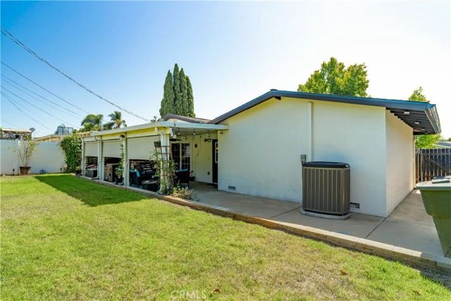820 Durham, La Habra, CA 90631