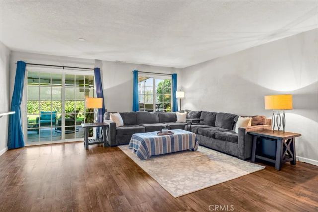 820 Durham, La Habra, CA 90631