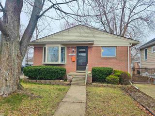 23837 Deziel Street, St Clair Shores, MI 48082