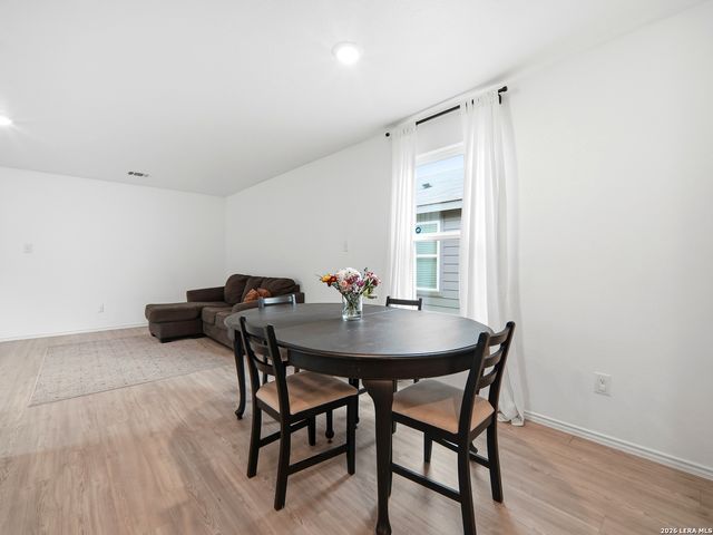 8027 Serro Medina, San Antonio, TX 78252