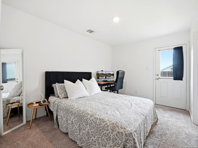 8027 Serro Medina, San Antonio, TX 78252