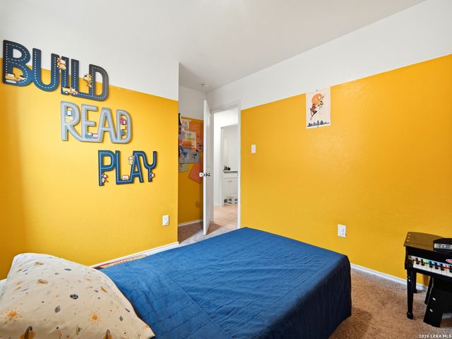 8027 Serro Medina, San Antonio, TX 78252