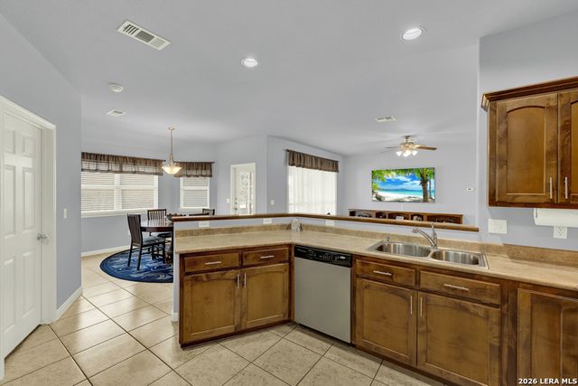 2219 Sun Chase, New Braunfels, TX 78130