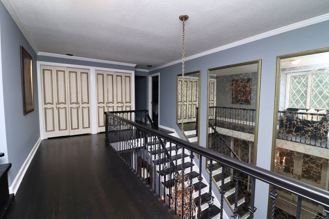 611 Bunker Hill Avenue, Waterbury, CT 06708