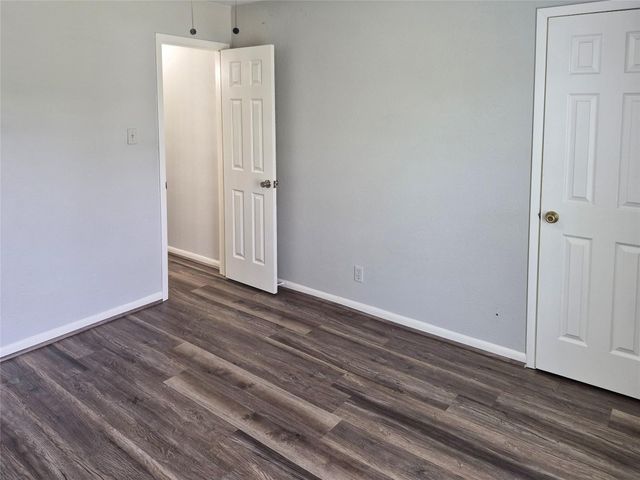 103 Ironwood Street, Lake Jackson, TX 77566