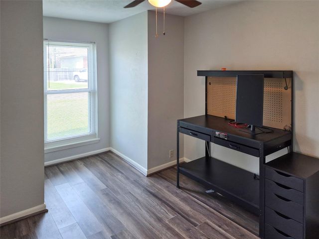 103 Ironwood Street, Lake Jackson, TX 77566