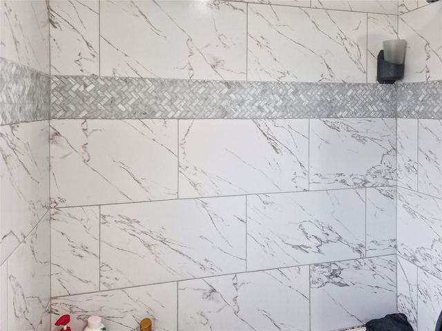 103 Ironwood Street, Lake Jackson, TX 77566