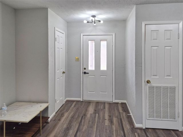 103 Ironwood Street, Lake Jackson, TX 77566