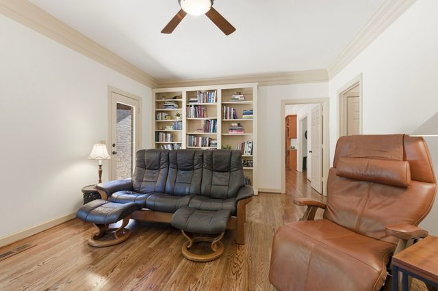 1464 Tyne Blvd, Nashville, TN 37215
