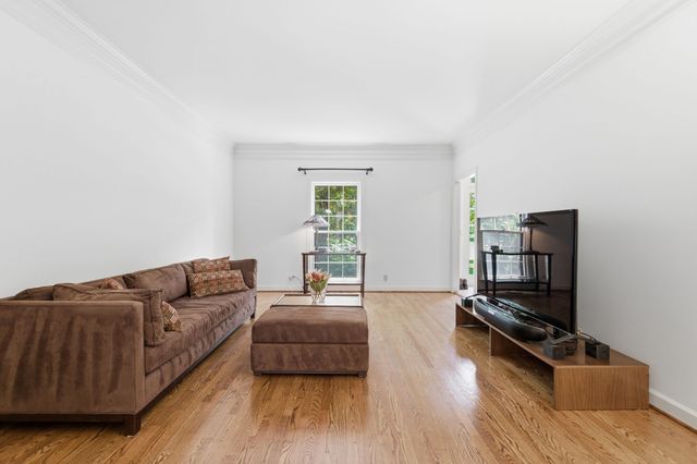 1464 Tyne Blvd, Nashville, TN 37215