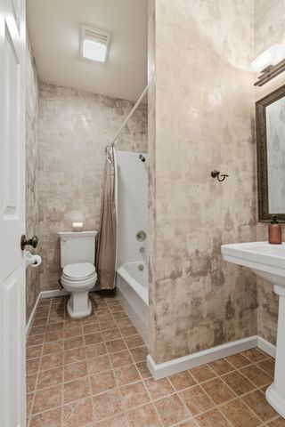 1464 Tyne Blvd, Nashville, TN 37215
