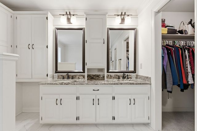 1464 Tyne Blvd, Nashville, TN 37215