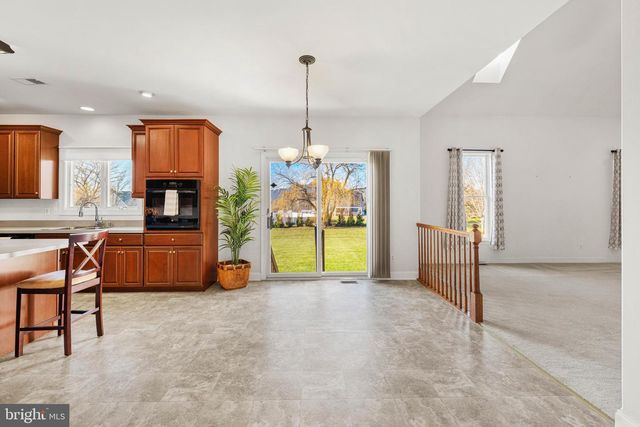 11 HARVEST DRIVE, Plainsboro, NJ 08536